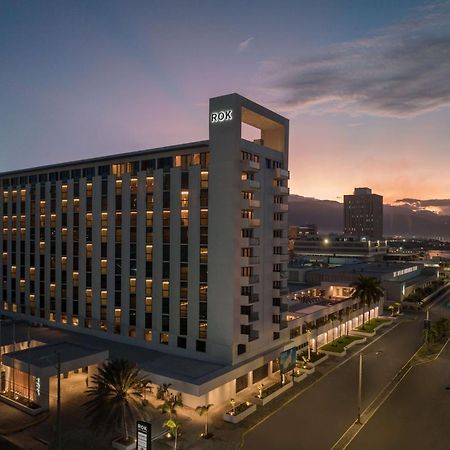 Rok Hotel Kingston Tapestry Collection By Hilton Extérieur photo