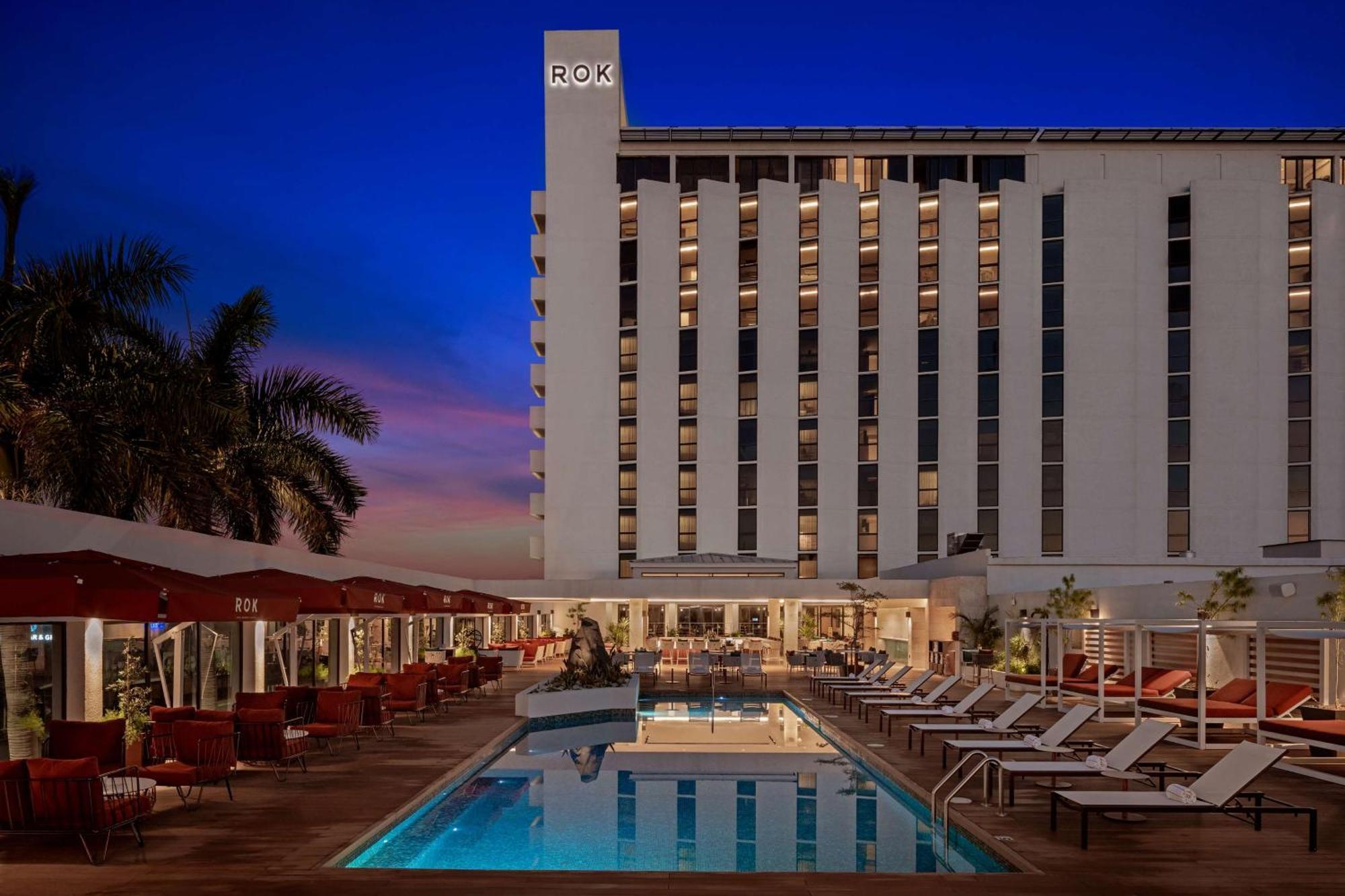 Rok Hotel Kingston Tapestry Collection By Hilton Extérieur photo